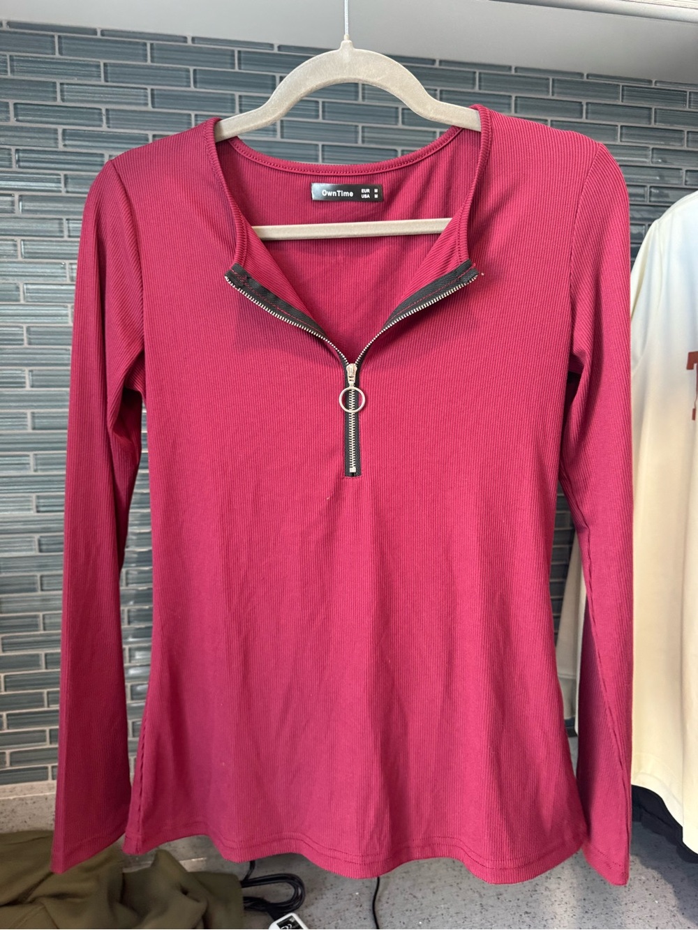 Women's Long-Sleeve Ribbed Half-Zip Top in Berry Pink